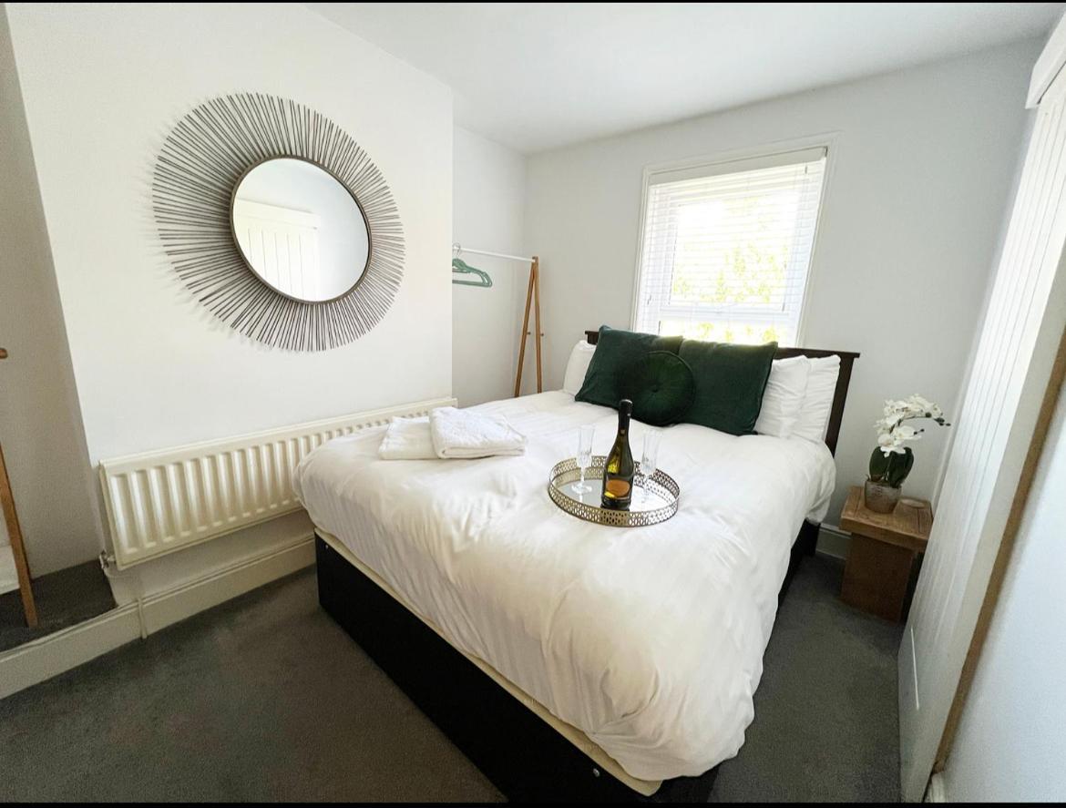 Modern 3 Bed, Heart Of Ashley Cross, 5 Mins To Sandbanks พูล ภายนอก รูปภาพ