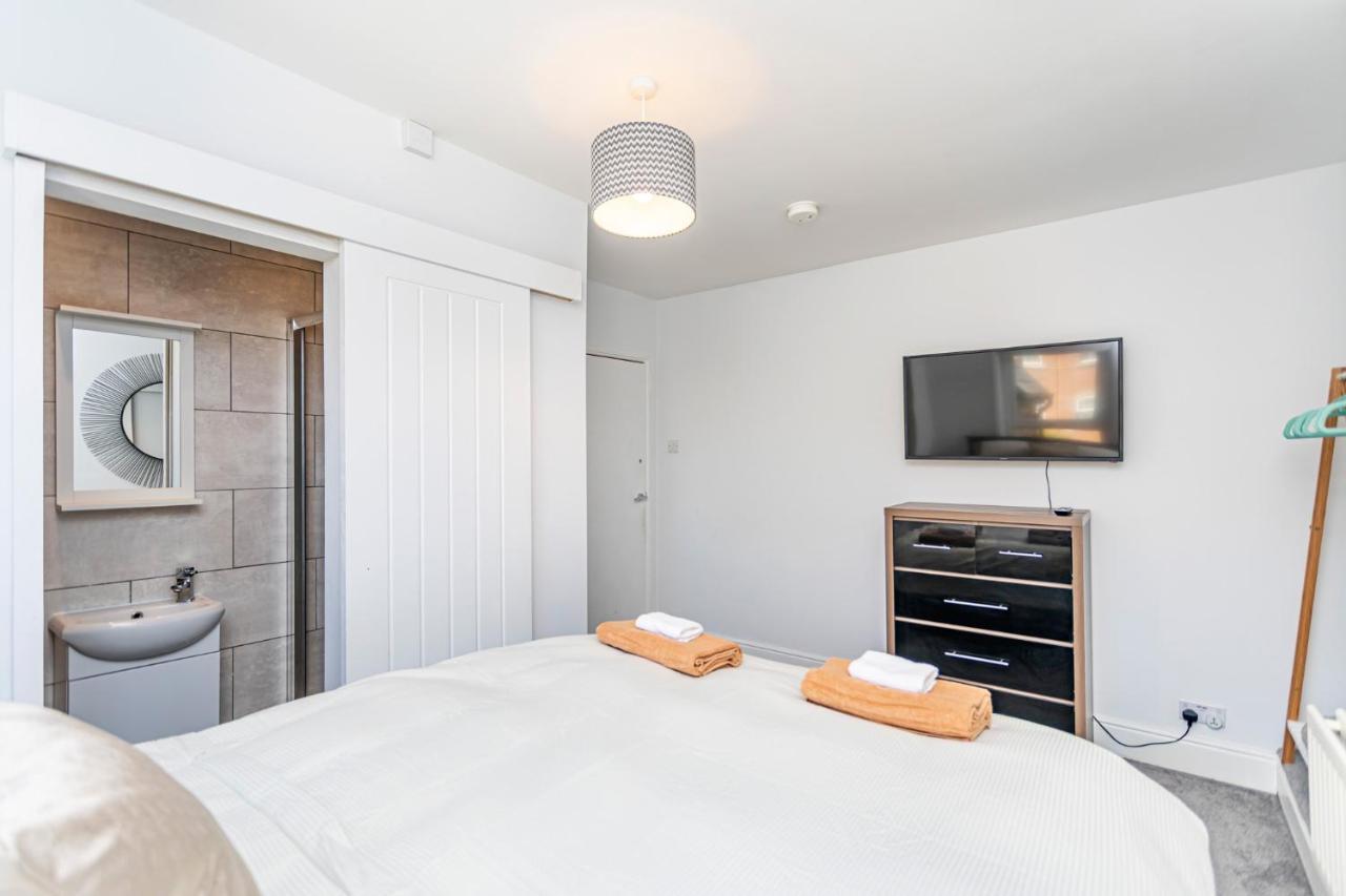 Modern 3 Bed, Heart Of Ashley Cross, 5 Mins To Sandbanks พูล ภายนอก รูปภาพ